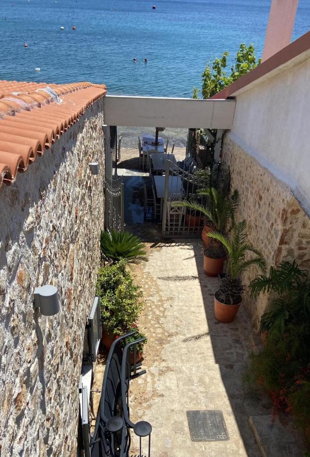 Pallas Keratea Exterior photo